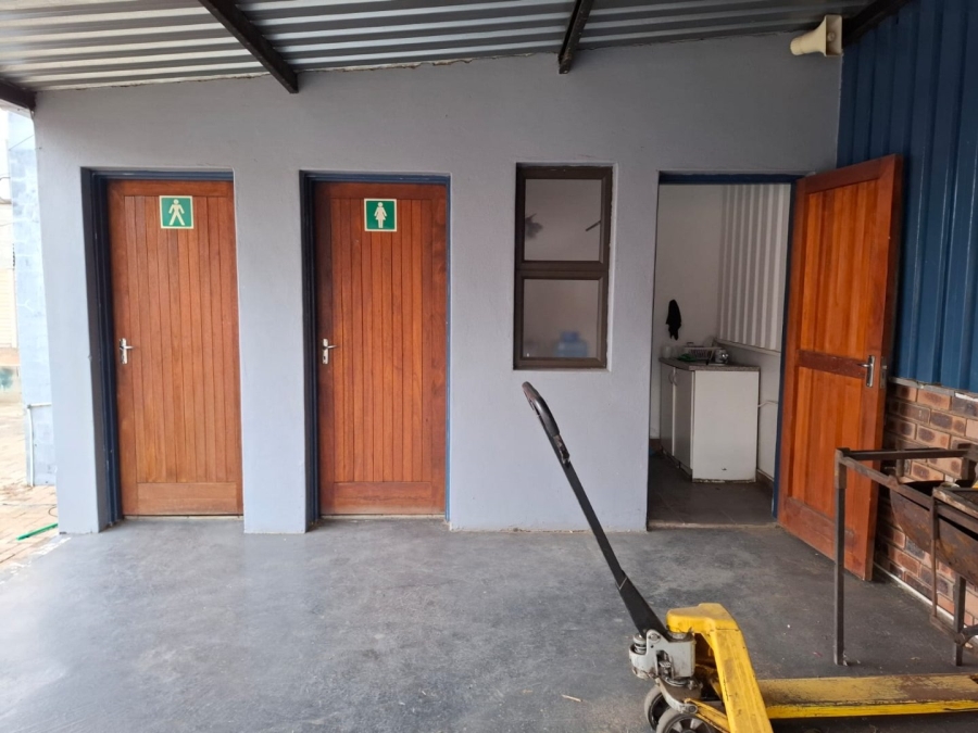 Commercial Property for Sale in Oranjesig Free State